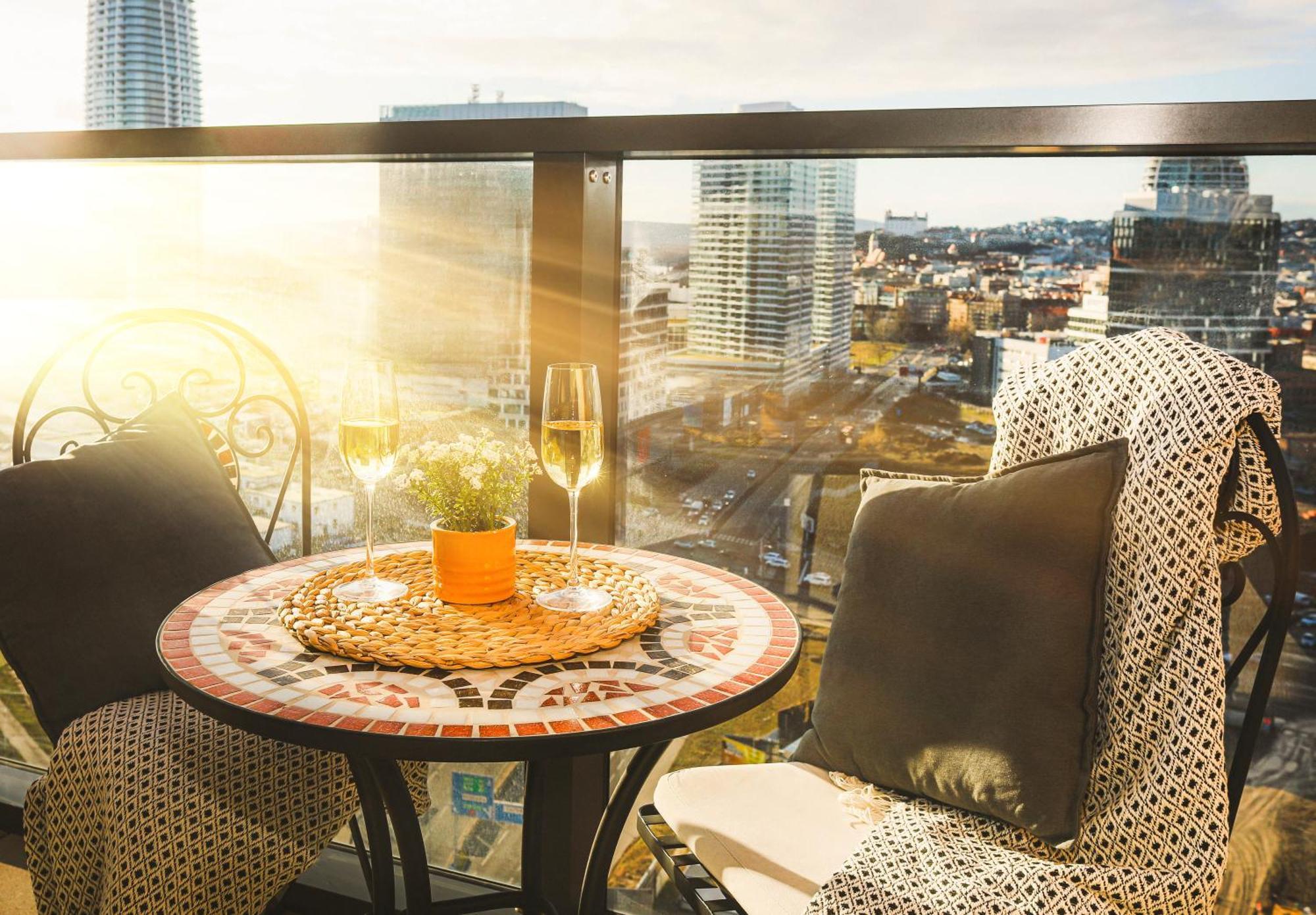 Sag 20Th Floor Klingerka Residence Castle View Free Parking Free Wifi Bratislava Eksteriør bilde
